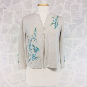 Light Weight Floral Embroidered Cardigan Sweater S